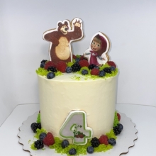 Праздничный торт "Маша и медведь", станет отличным подарком вашему ребёнку.
