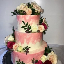 Свадебный торт с цветами заказать недорого в Минске.