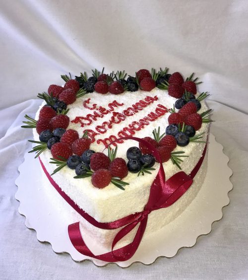 торт с ягодами