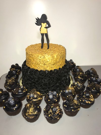 Торт черно-золотой