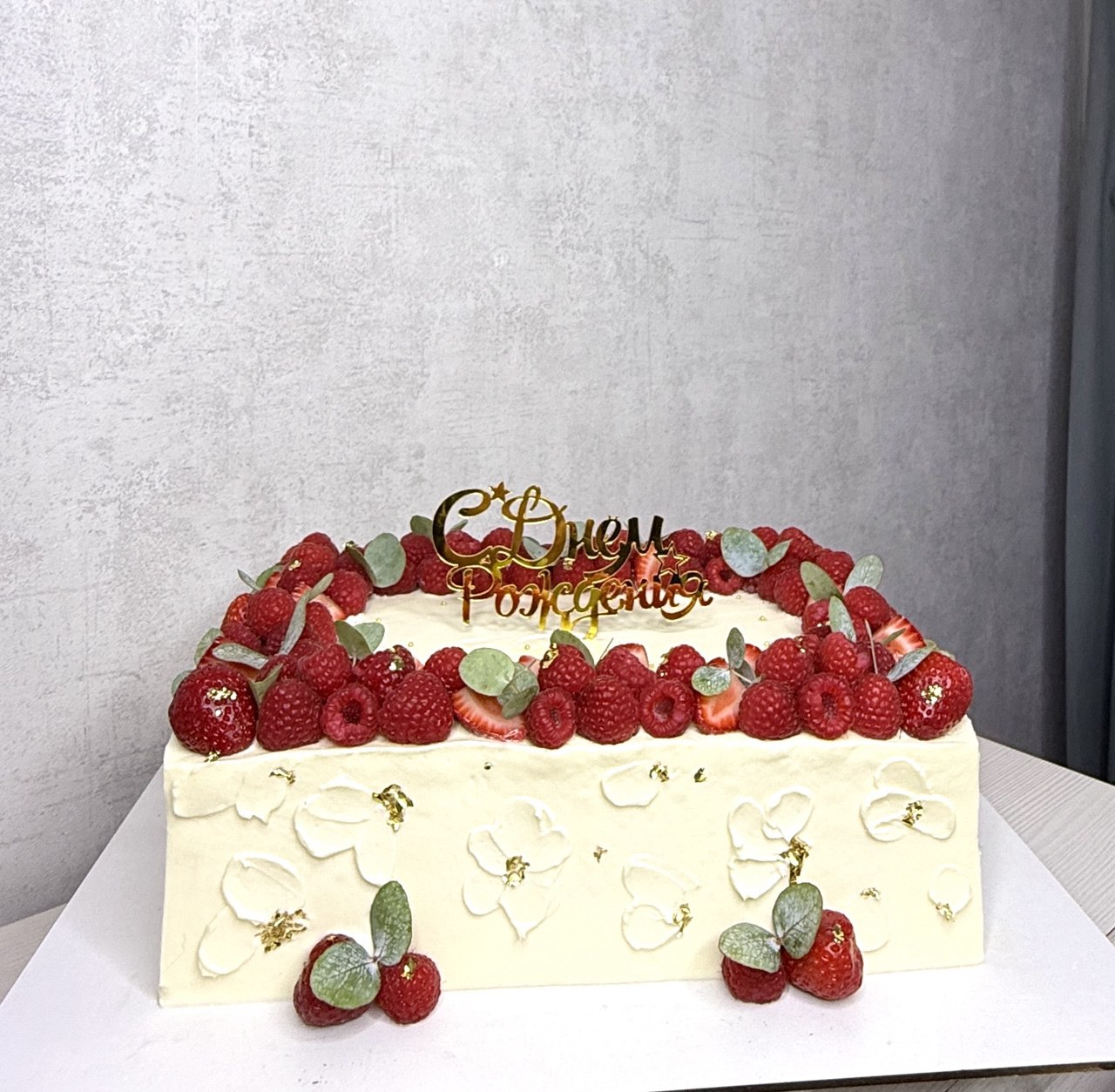 торт черникой